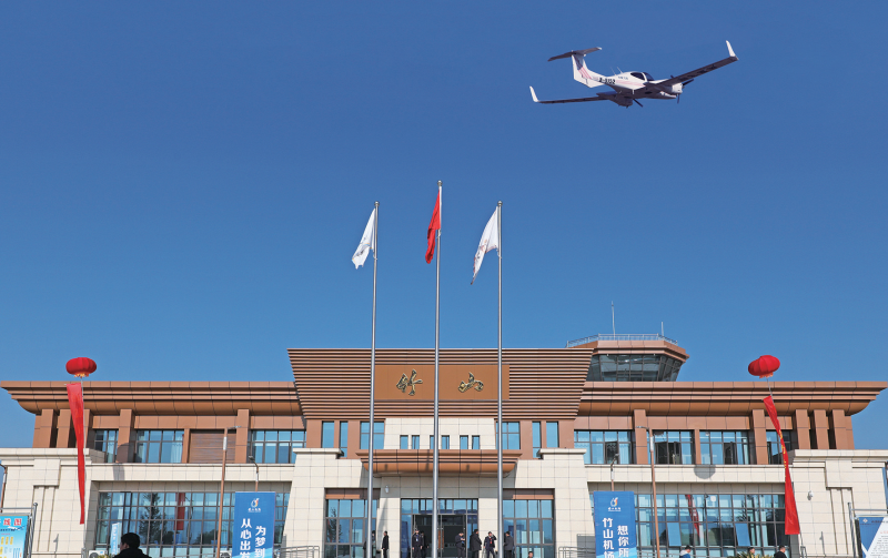 竹山通用機(jī)場(chǎng)機(jī)庫(kù)